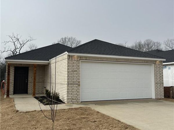 8814 Preston Wood Drive , Fort Smith, AR 72916