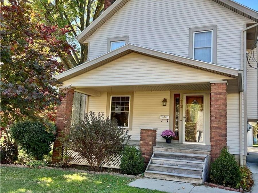 213 Genoa Avenue SW, Massillon, OH 44646 Photo 1