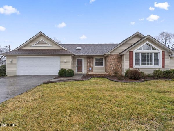 1335 Windamere Rd, Knoxville, TN 37923