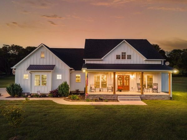 2220 Hunter Bills Rd , Lewisburg, TN 37091