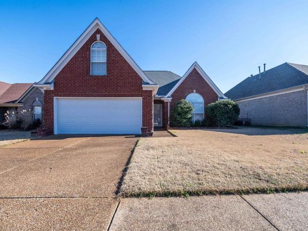 1202 LEMASA DR, Cordova, TN 38018