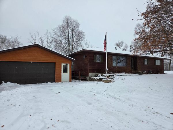 306 S Burr Oak Street , Rushford, MN 55971