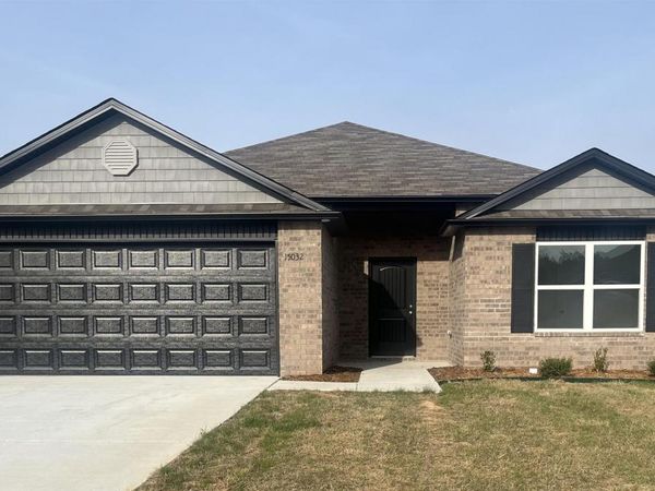 15032 Thompson Branch, Hensley, AR 72065