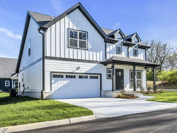 2208 Chadwell Station Ln , Madison, TN 37115