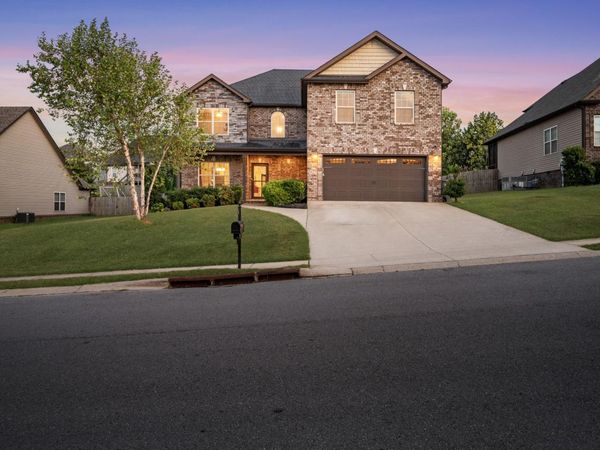 166 Melbourne Dr , Clarksville, TN 37043