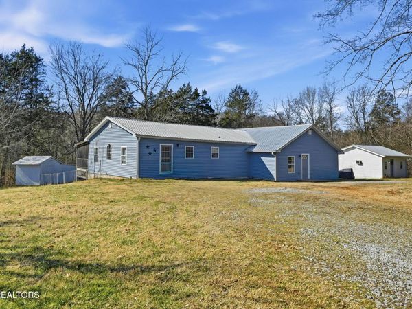 196 County Road 656 , Athens, TN 37303
