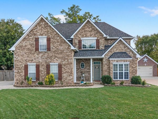 3017 Schoolside St , Murfreesboro, TN 37128