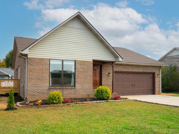 1522 Raulston Rd, Maryville, TN 37803