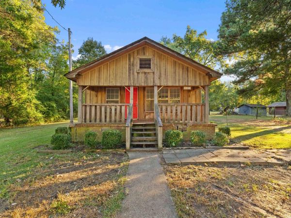 1348 Jackson E , Monticello, AR 71655