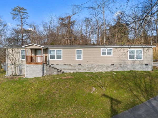 311 Spring Street, Clinton, TN 37716