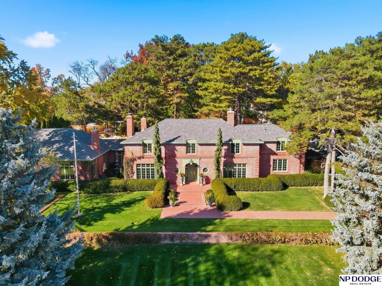 6600 Underwood Avenue , Omaha, NE 68132