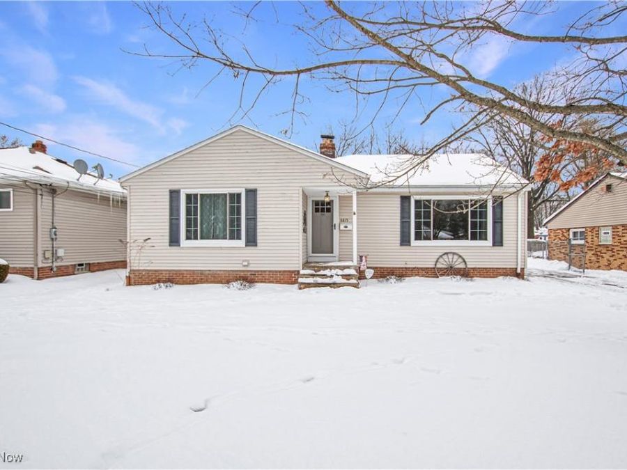 6815 Middlebrook Boulevard , Middleburg Heights, OH 44130 Photo 1