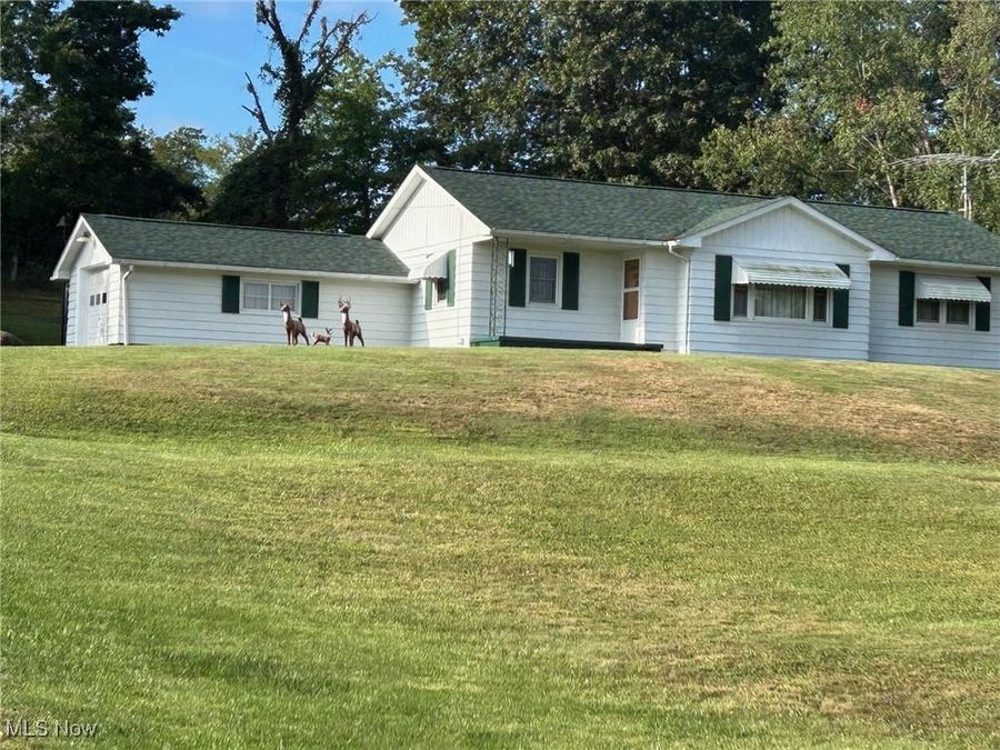 18284 National Road , Gratiot, OH 43740 Photo 1