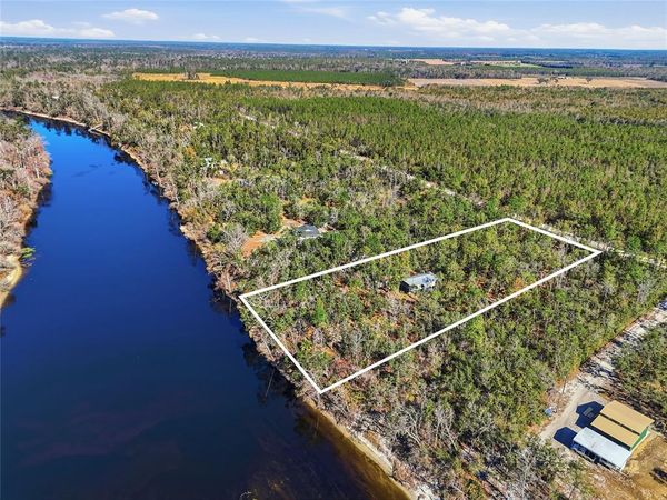 18825 229TH DRIVE , LIVE OAK, FL 32060