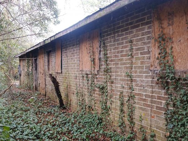 1215 Hawkinsville Avenue, Macon, GA 31217