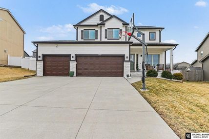19887 K Street , Omaha, NE 68135