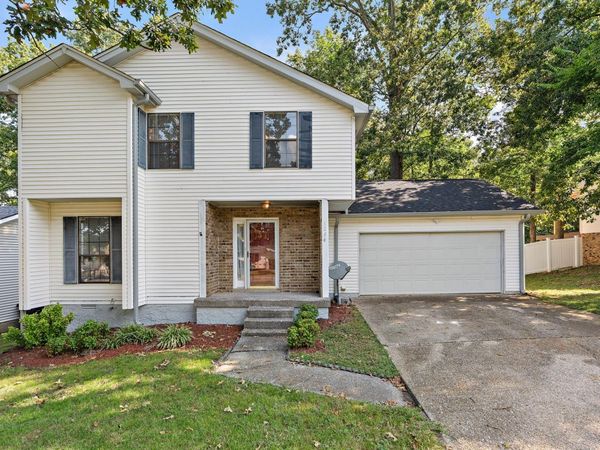 3284 Luann Dr , Antioch, TN 37013