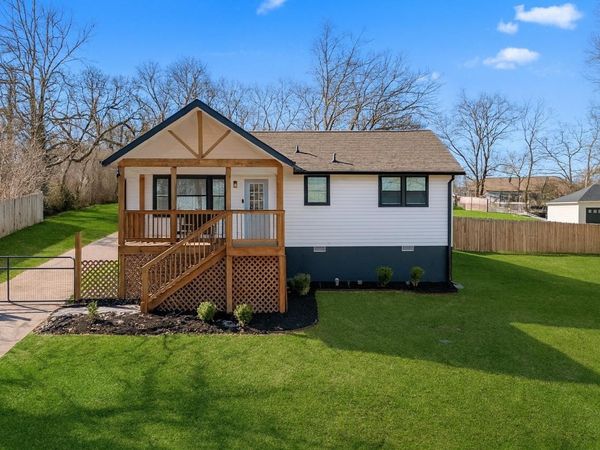 329 Archwood Dr , Madison, TN 37115