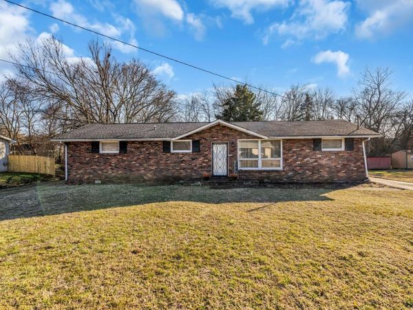 156 Oak Valley Dr , Nashville, TN 37207