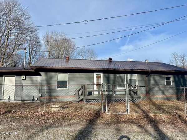 2924 Lark Road, Coeburn, VA 24230