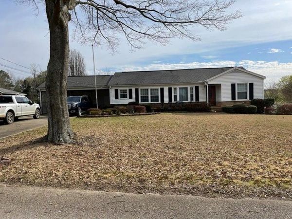 131 W Main Street, Other, MS 38858