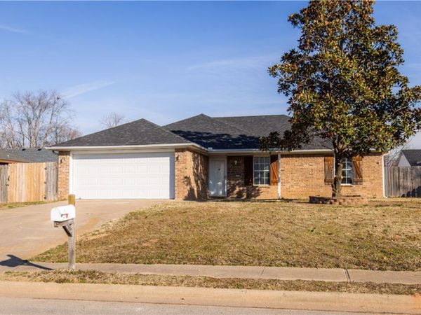 3776 Colburn Lane , Springdale, AR 72762