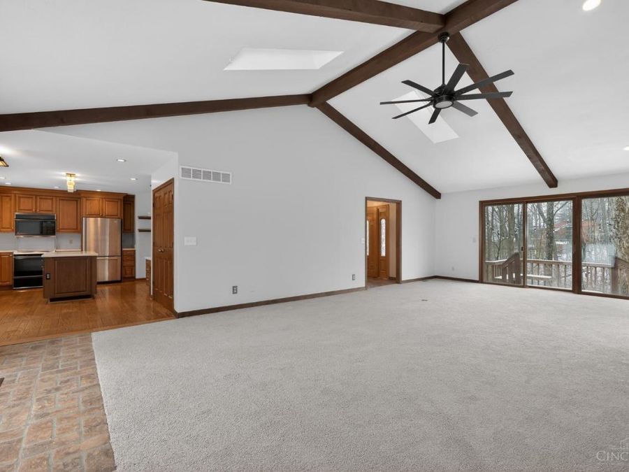 560 Blackhawk Trail, Miami Township, OH 45140 Photo 11