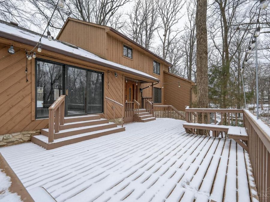 560 Blackhawk Trail, Miami Township, OH 45140 Photo 4