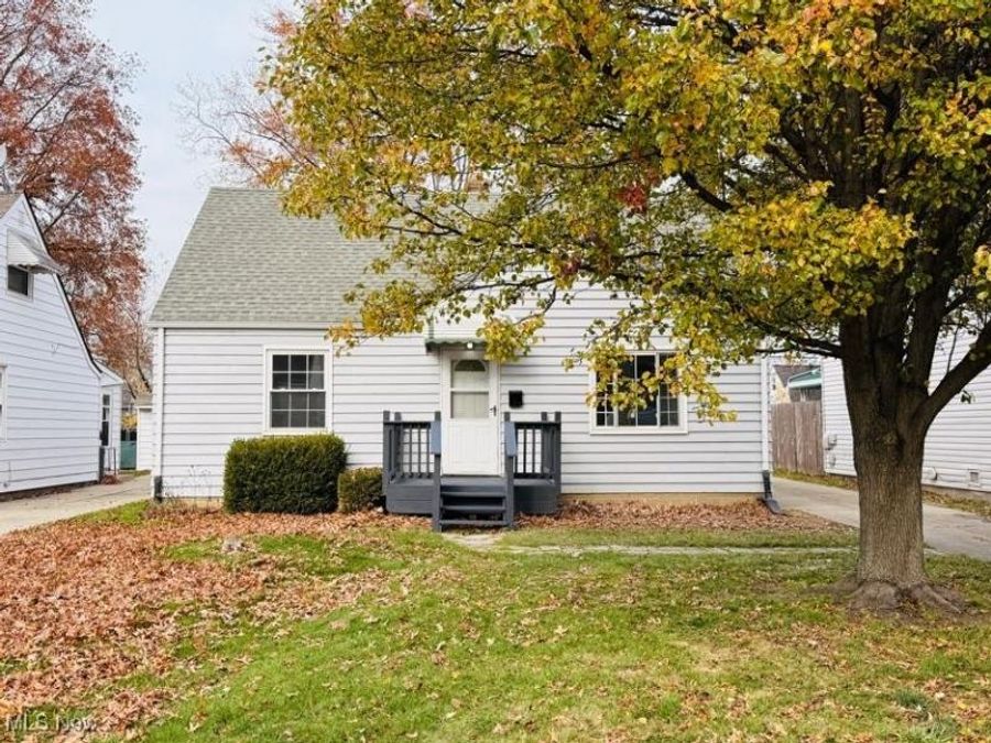 25751 Briardale Avenue , Euclid, OH 44132 Photo 1