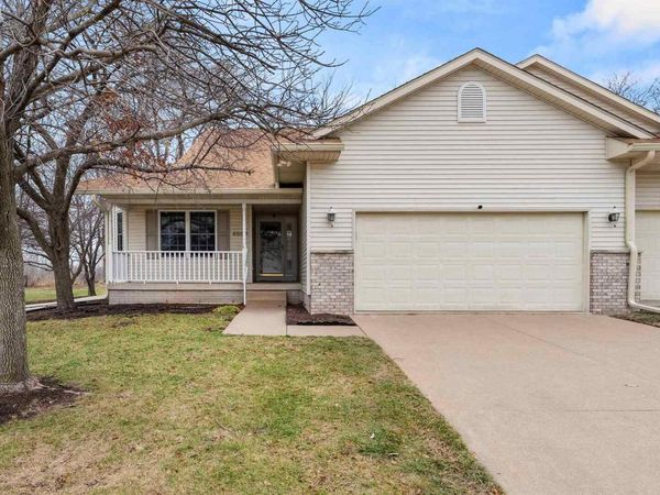 4004 W 30th Street, Davenport, IA 52804