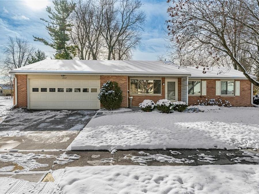 1202 Marsha Drive, Miamisburg, OH 45342 Photo 1