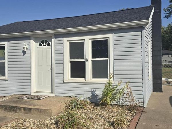 1006 8TH Street, Colona, IL 61241