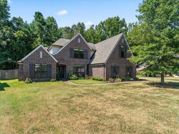 6003 ABIGAIL BLUFFS CV, Bartlett, TN 38135