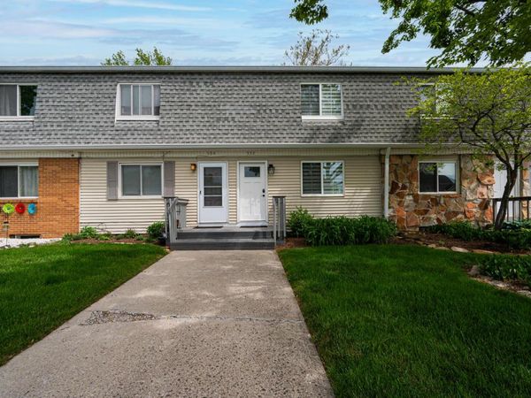 592 Willis Lane , Delaware, OH 43015