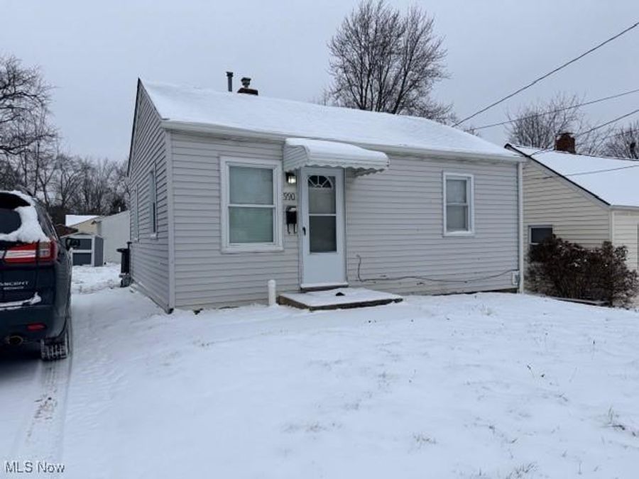 990 Kelly Avenue , Akron, OH 44306 Photo 1