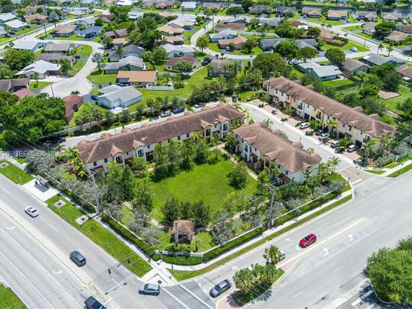 8815 NW 76th Drive , Tamarac, FL 33321