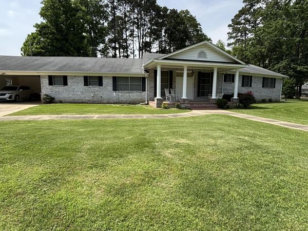 201 Arkansas Street , Warren, AR 71671