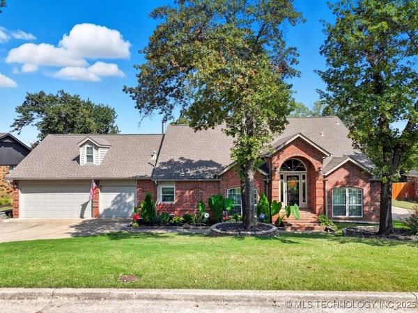 819 Ridge Road , Sapulpa, OK 74066