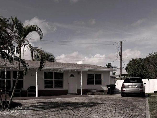 2671 NE 18th Terrace, Lighthouse Point, FL 33064