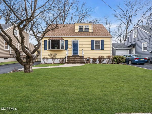 925 Woodland Avenue , Union, NJ 07083