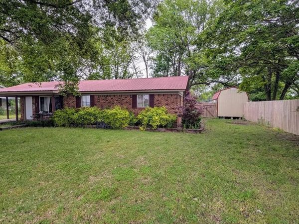 116 Combs , Tuckerman, AR 72473