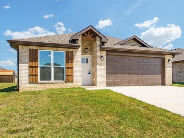 1716 Ferguson Street , Pea Ridge, AR 72751