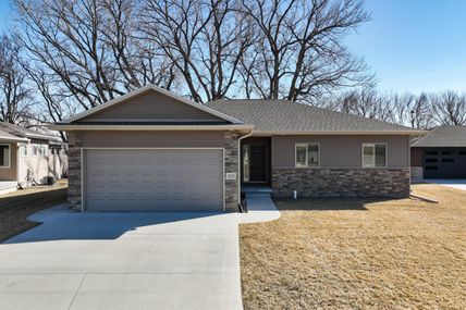 3014 N Howard Street , Fremont, NE 68025