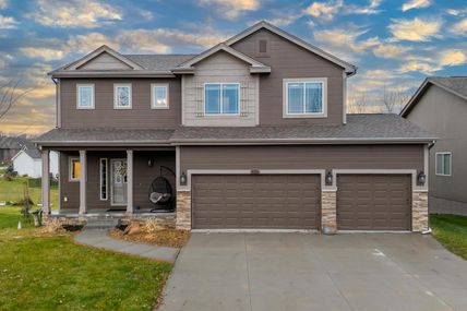 9406 S 173rd Street , Omaha, NE 68136