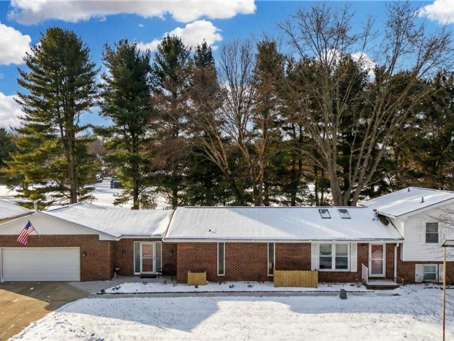 570 E Turkeyfoot Lake Road , Akron, OH 44319 Photo 1