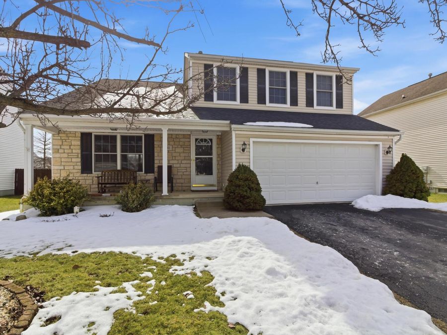 81 W Fieldstone , Etna, OH 43062 Photo 1