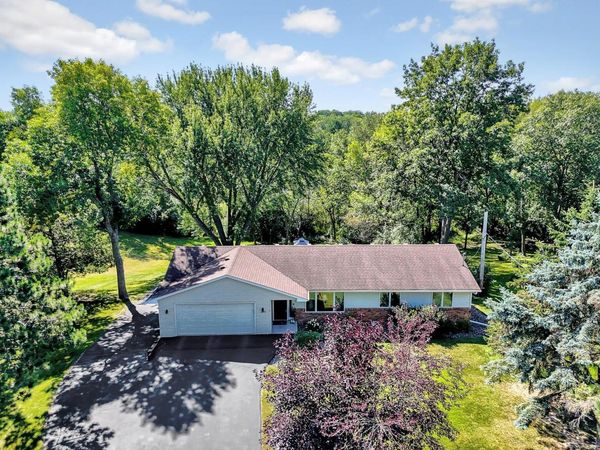 31095 Olinda Trail , Lindstrom, MN 55045