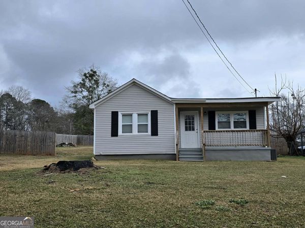 75 Mathis Lake Road, Thomaston, GA 30286