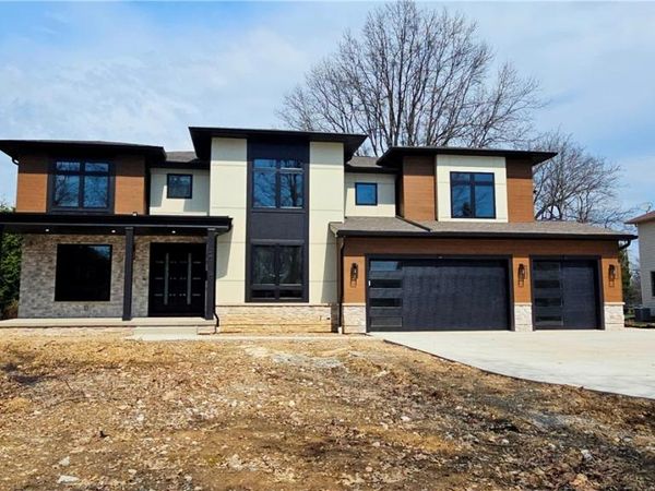 24715 Greenwich Lane , Beachwood, OH 44122