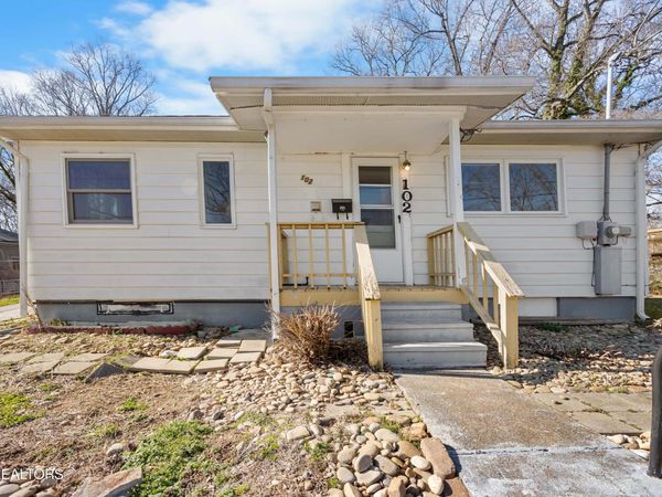 102 Glendale Lane, Oak Ridge, TN 37830